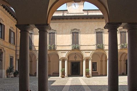 palazzo clerici a milano